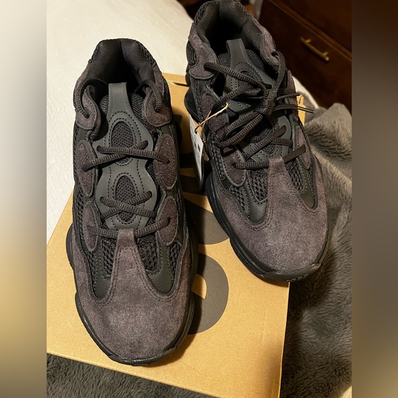 Adidas Yezzy 500 - Utility Black - Picture 9 of 9